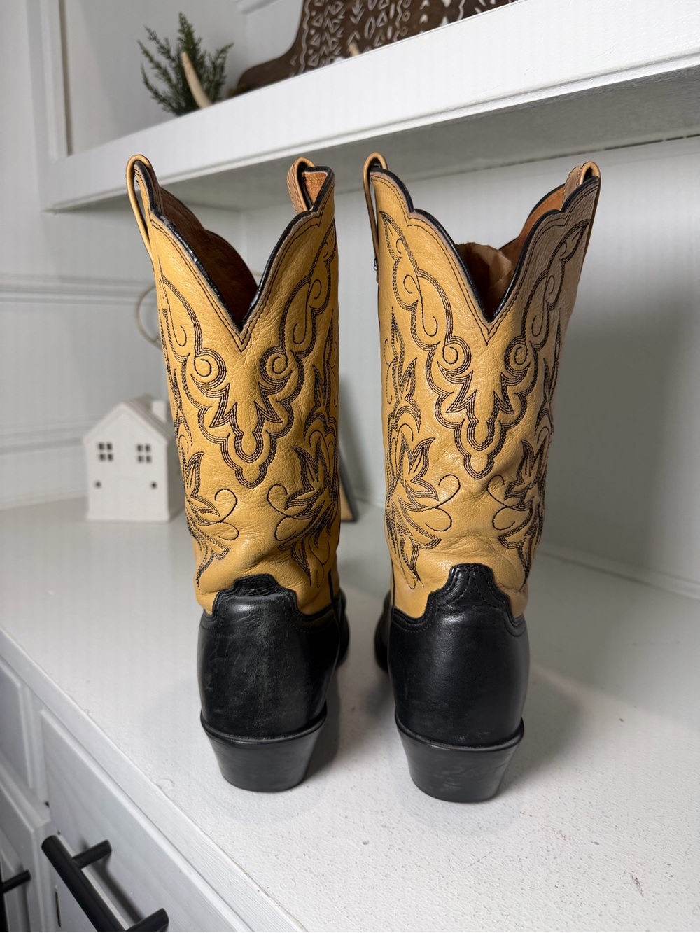 Ariat Womens 8B Black Tan Leather Cowboy Boots Embroidered Western Cowgirl - Picture 6 of 10